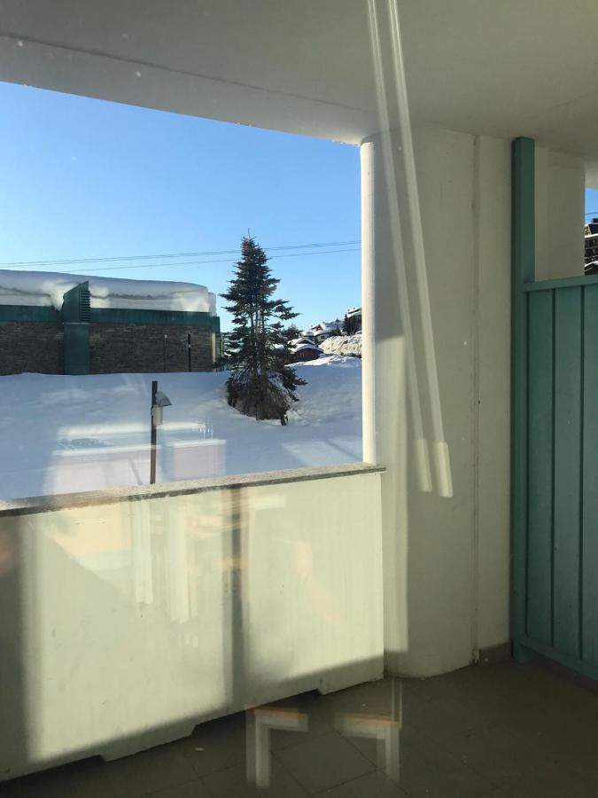 46 Vale C'E' Al Villaggio Olimpico Di Colle Sestriere Eksteriør bilde