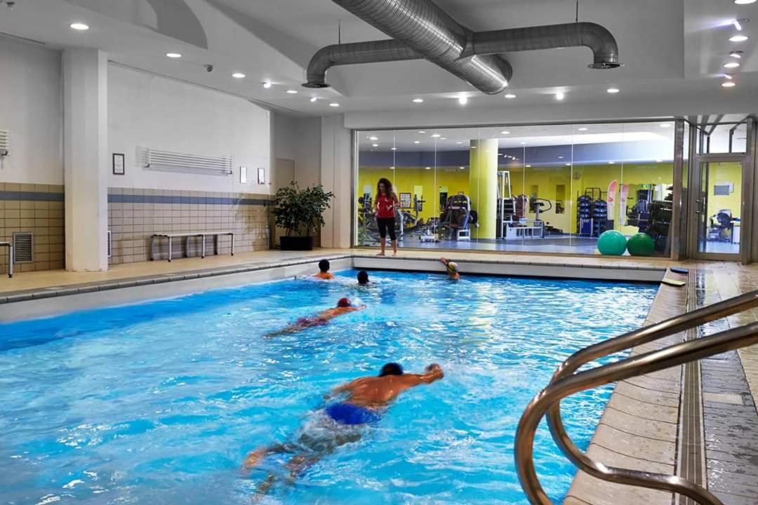 46 Vale C'E' Al Villaggio Olimpico Di Colle Sestriere Eksteriør bilde