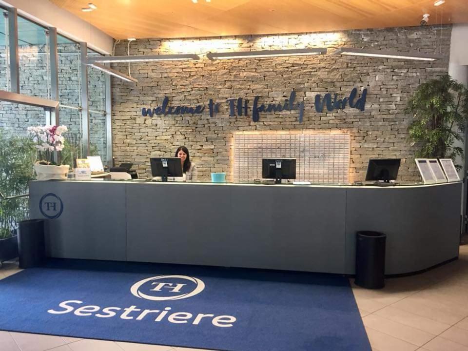 46 Vale C'E' Al Villaggio Olimpico Di Colle Sestriere Eksteriør bilde